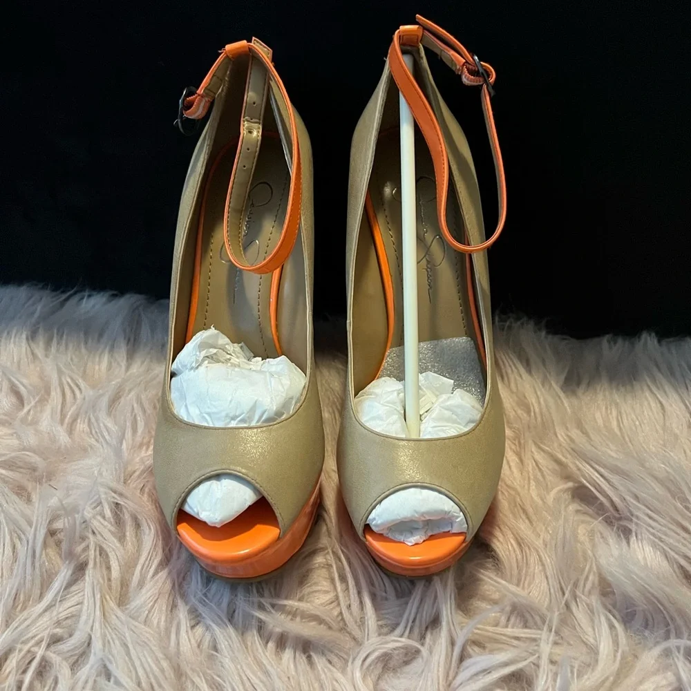 Jessica Simpson shoe - Picture 4 of 8